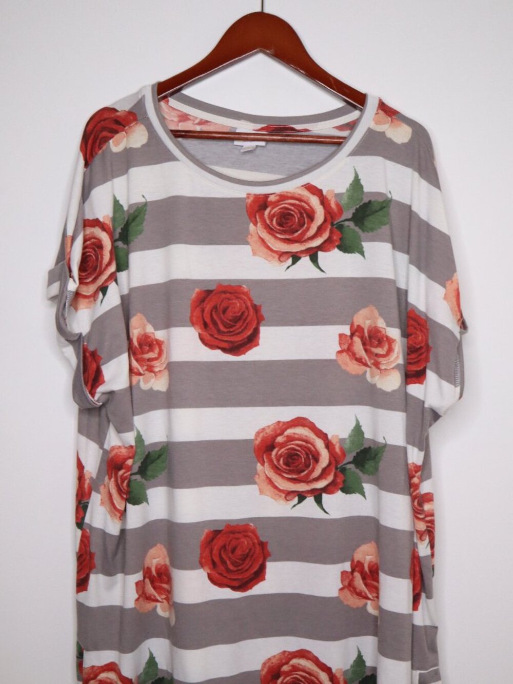 LuLaRoe Leah Tunic Top Womens 3XL Striped & Floral Relaxed Fit S/S Shirt Plus Sz